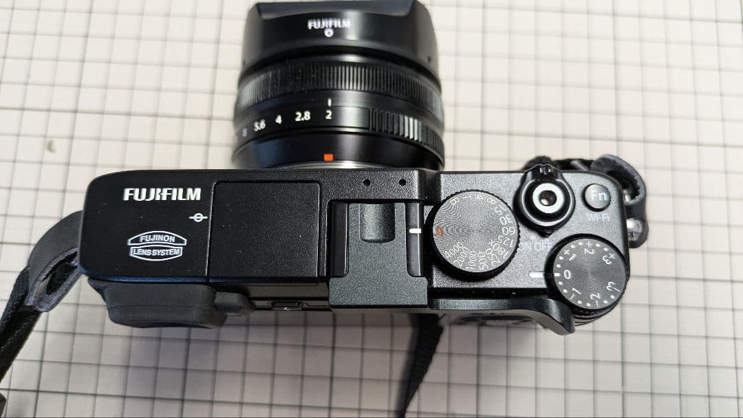 Fujifilm X-E2 ブラックF18/2付き美品