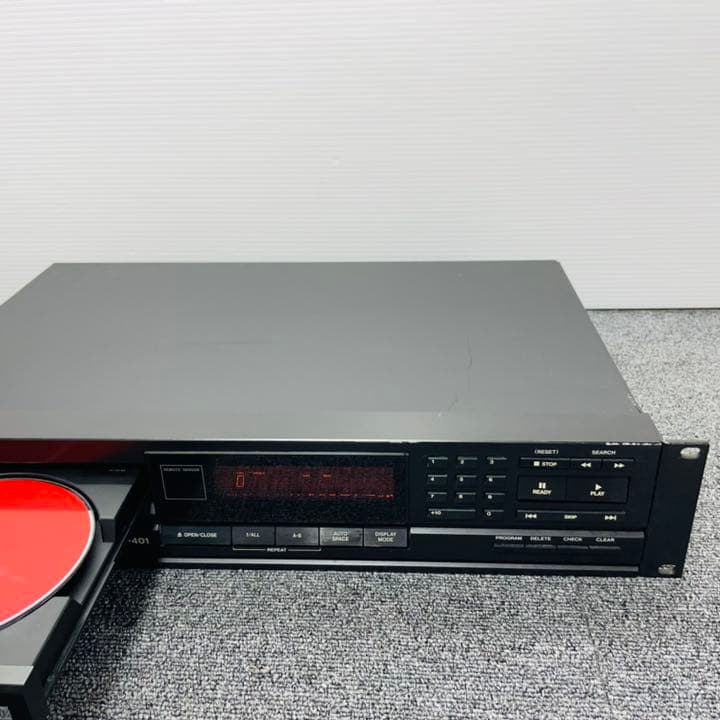 TASCAM タスカム　CDプレーヤー　CD-401 業務用CDプレーヤー