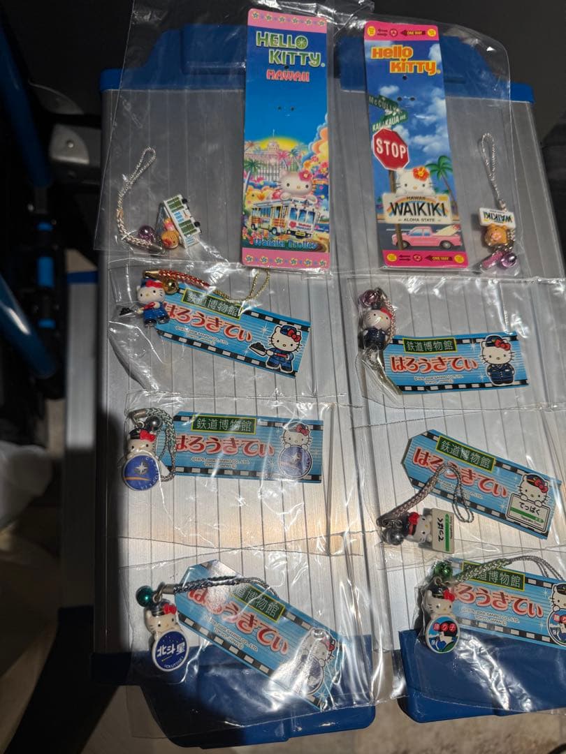 ハローキティ キーホルダー /根付　レア貴重品 ご当地/入手困難　廃盤　143個
