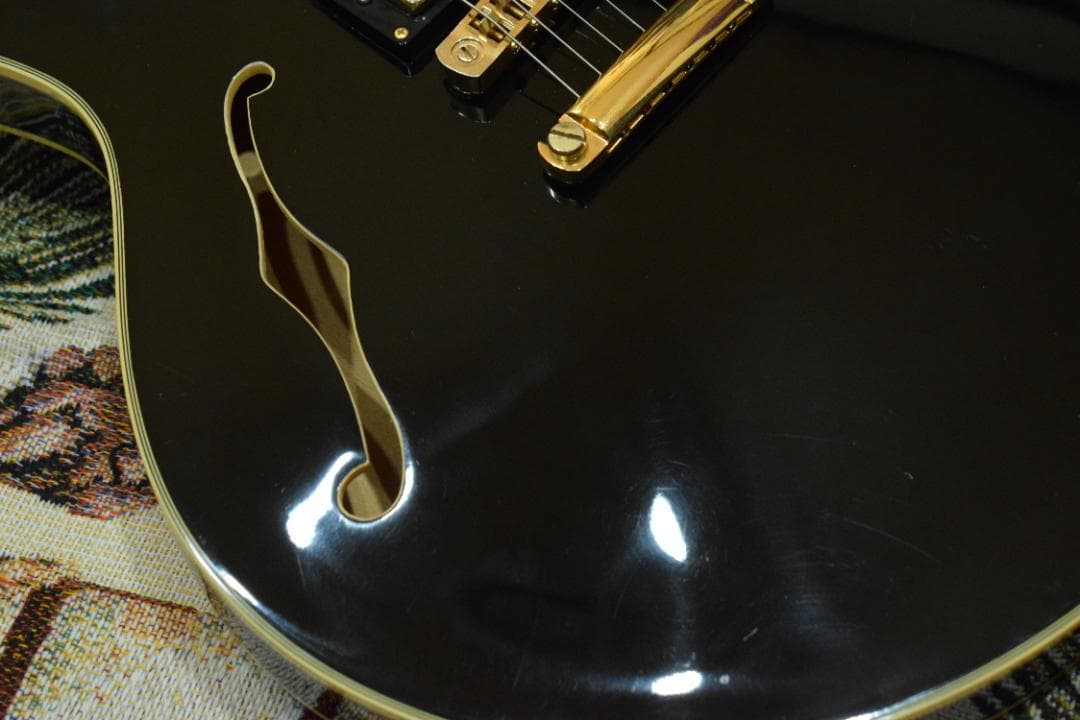 Epiphone Sheraton II セミアコ Black ケース付き
