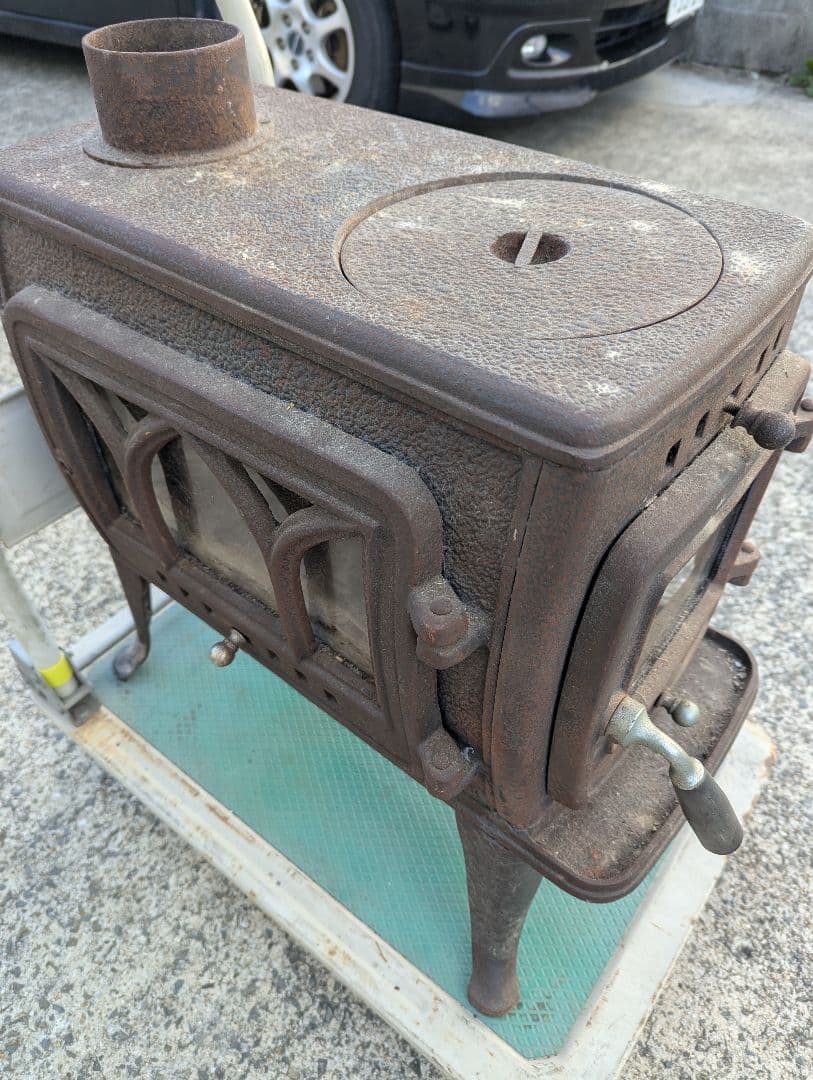 【引き取りのみ】ホンマ製作所　鋳鉄製 薪ストーブ 破損なし　煙突無