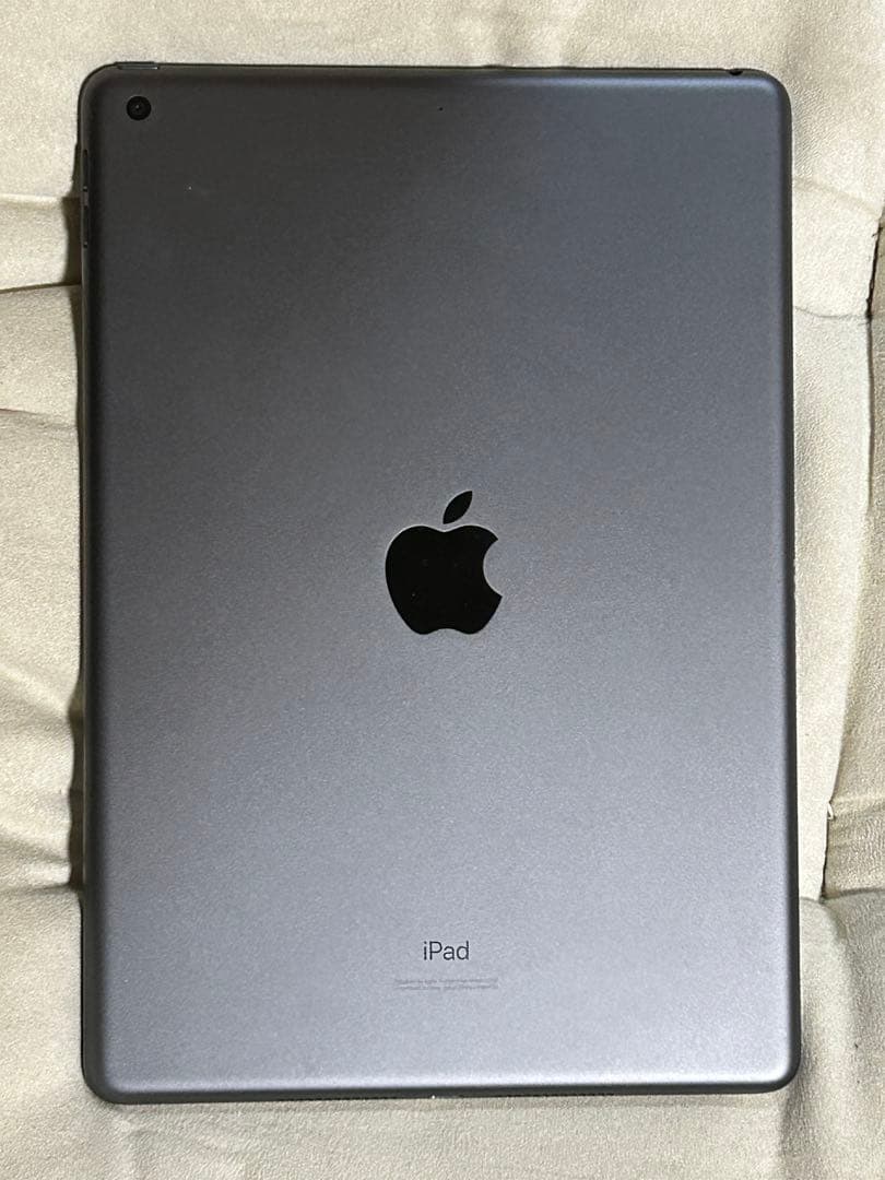 Apple iPad (第7世代) 128GB Wi-Fiモデル スペースグレー