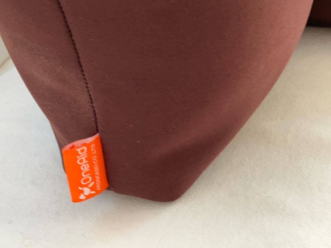 OneAid リラクッションMサイズ　ブラウン