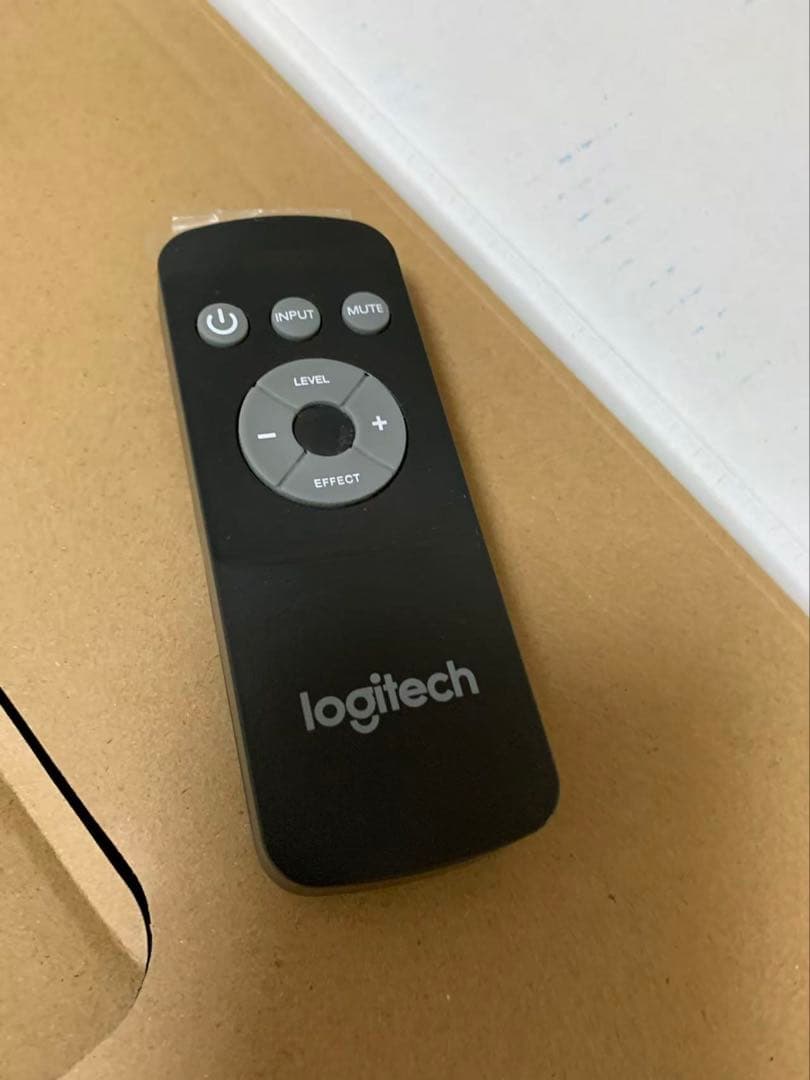 Logitech z906 5.1チャンネルスピーカーセット