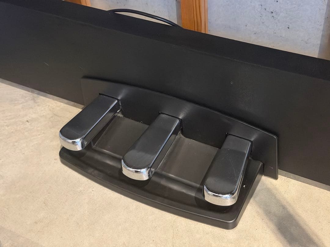 KORG C1 Air BK コルグ 椅子(純正) 付【世田谷引取可】