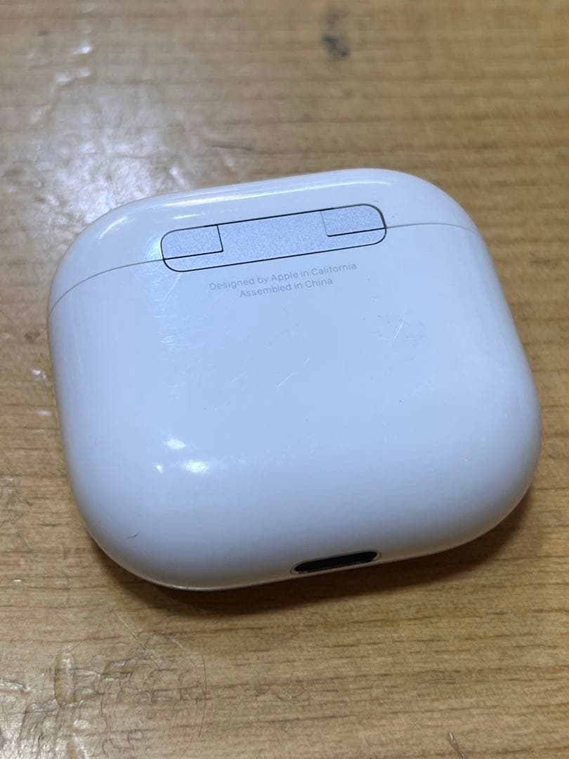 AirPods 4 エアーポッズ Apple アップル