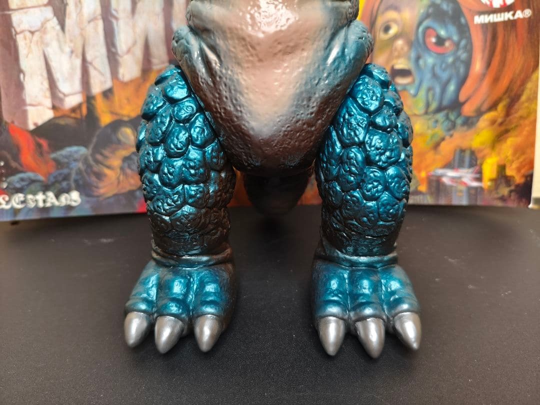 特撮 MISHKA/BADTEETHCOMICS LESTANG NICOLAS