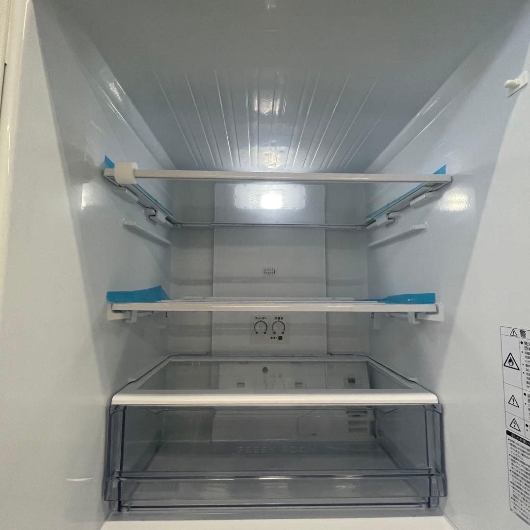 ゆずたろう　176✨極美品　レトロ　冷蔵庫　お洒落　可愛い　設置無料　白