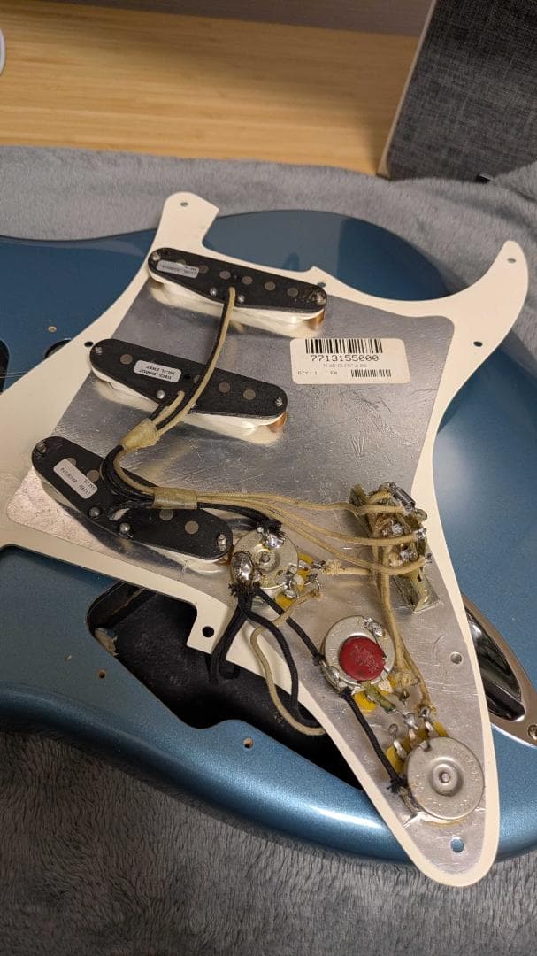 Fender Mexico Player レフティ Mod