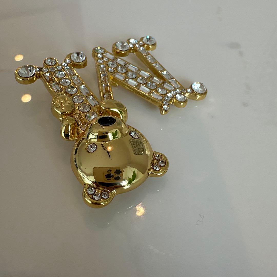 入手困難Max Mara テディベア ブローチ