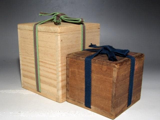 十二代酒井田柿右衛門 赤絵香合 二重箱 裏千家鵬雲斎花押の逸品ｋ781