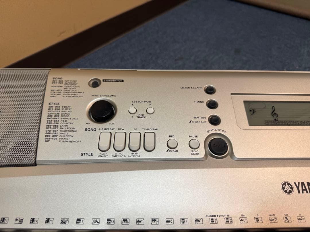 電子ピアノ　YAMAHA　PSR-313 電子キーボード