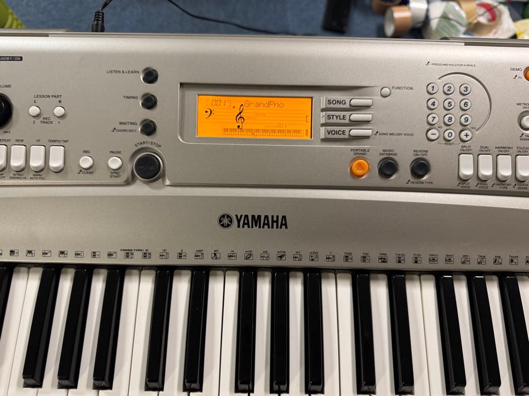 電子ピアノ　YAMAHA　PSR-313 電子キーボード