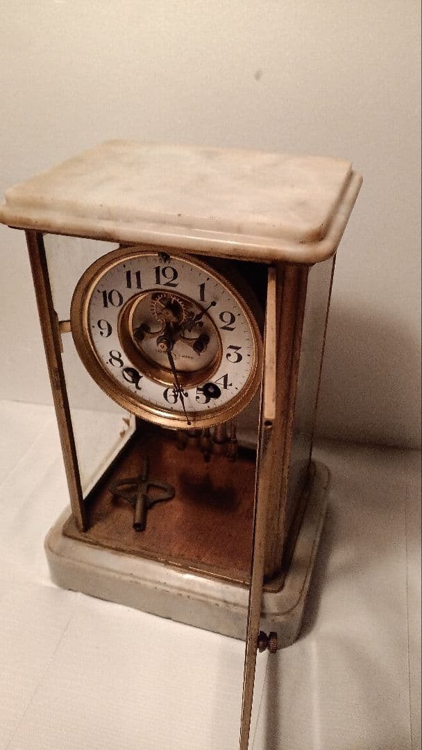 アンティーク ネジ巻式　振り子 置き時計