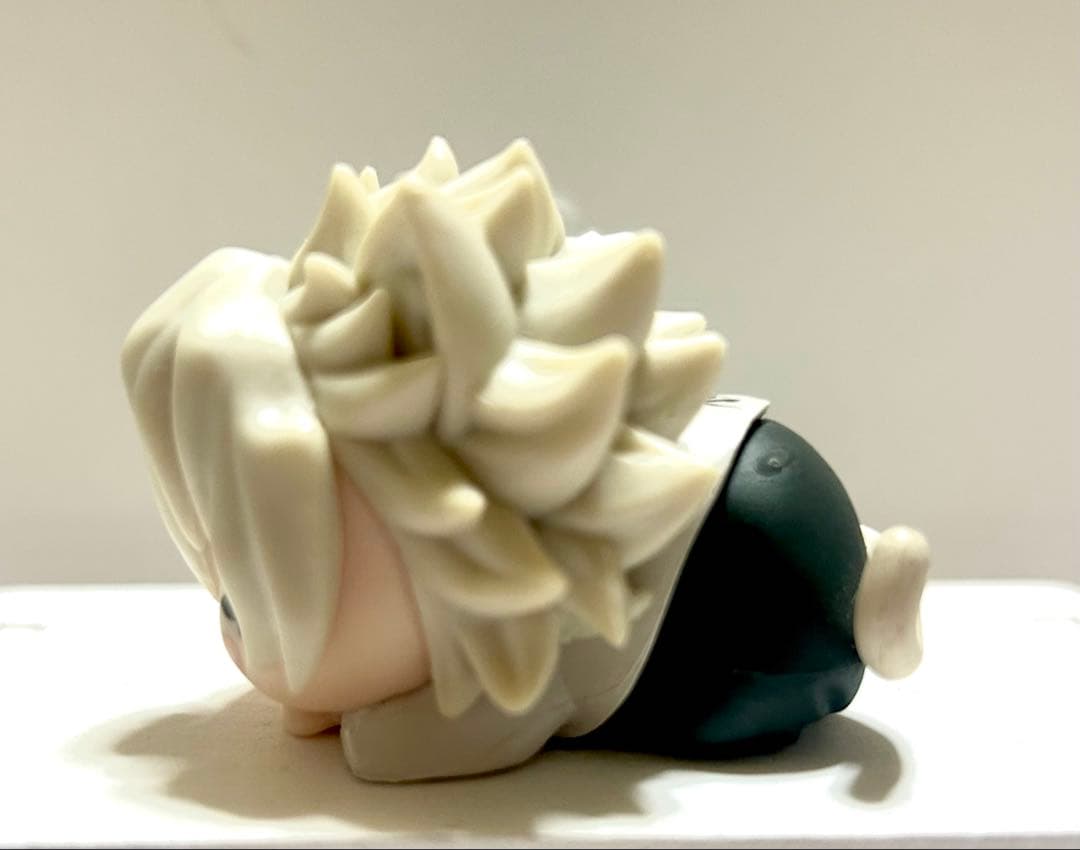 鬼滅の刃　不死川実弥　おひるねこ　つむりずむ　座るフィギュア実弥のみ　バラ売り可