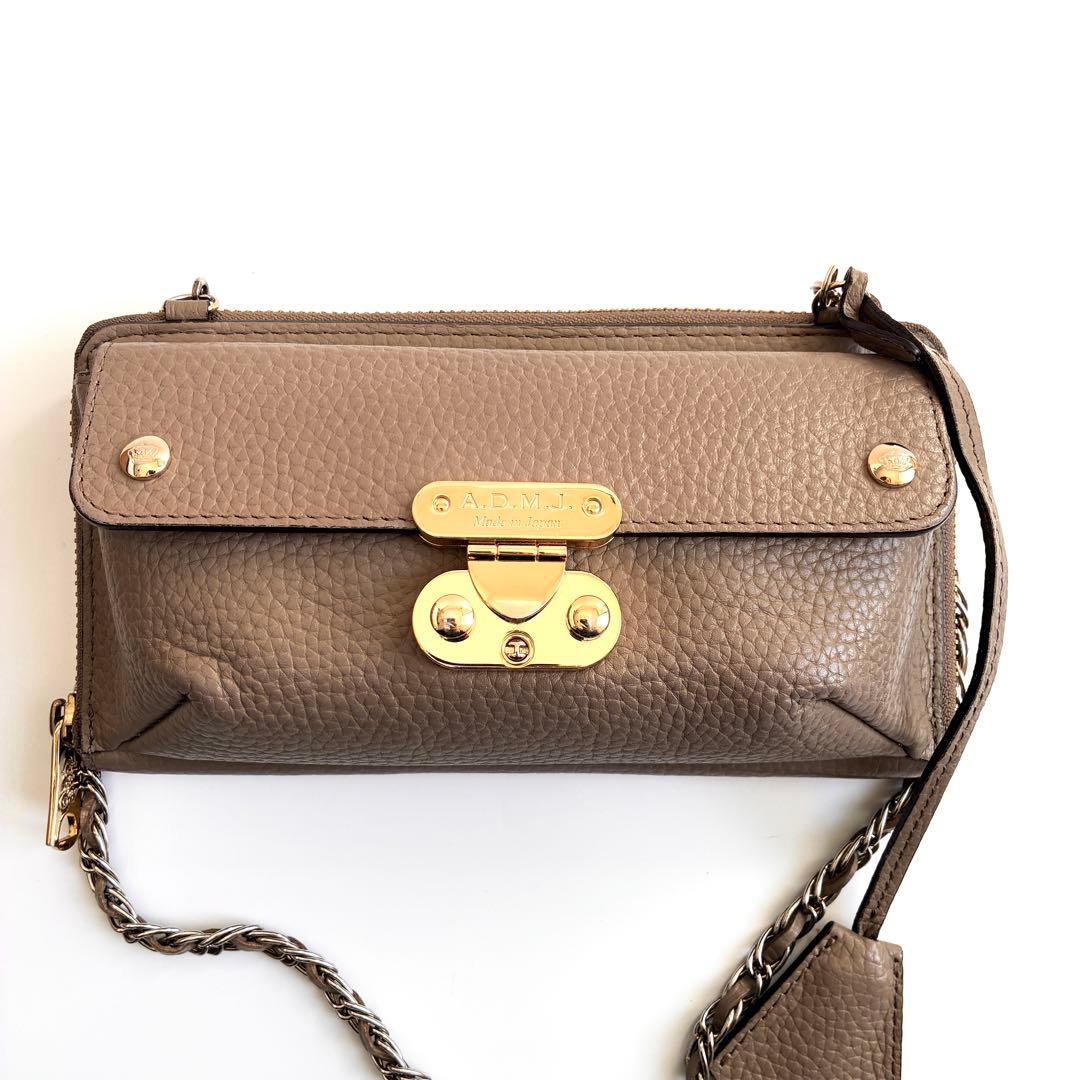 A.D.M.J. チェーン　ショルダーウォレット　レザー　グレー トープ ピンク