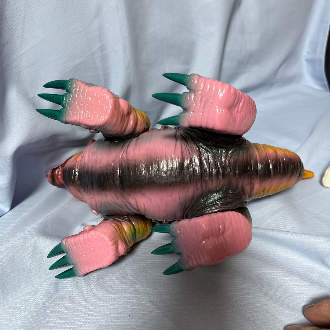 ガヴァドン　ソフビ　楳図かずお版　ウルトラマン　フューチャー