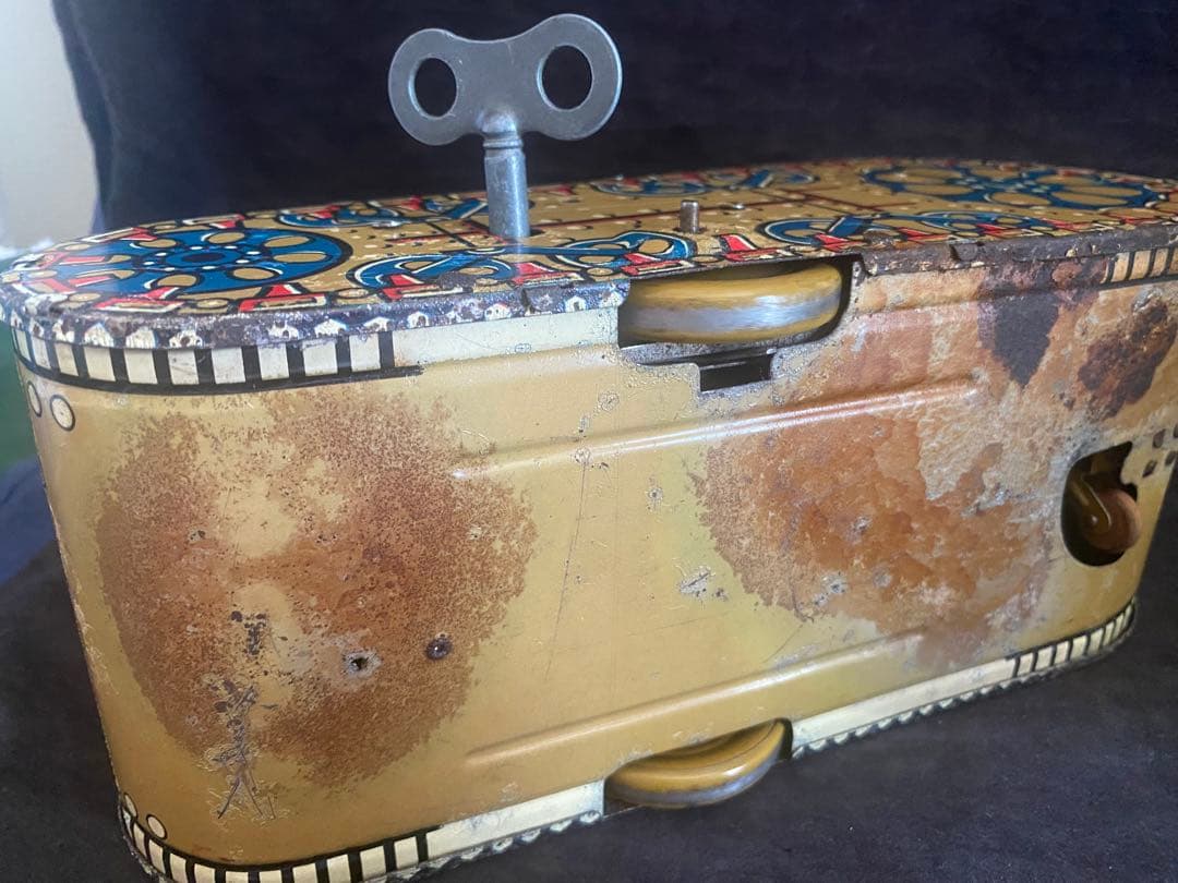 ⭐️ 希少品！ Marx toys 製 ゼンマイ式ブリキ戦車です。