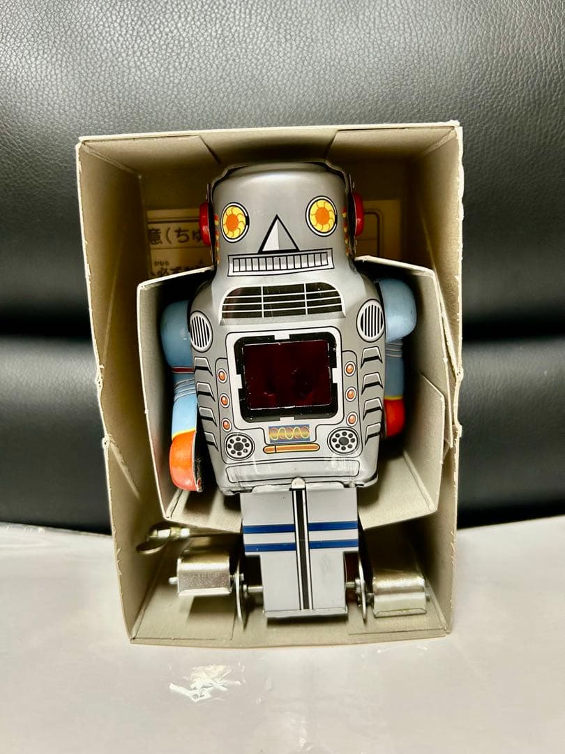 昭和レトロ　ブリキのロボット