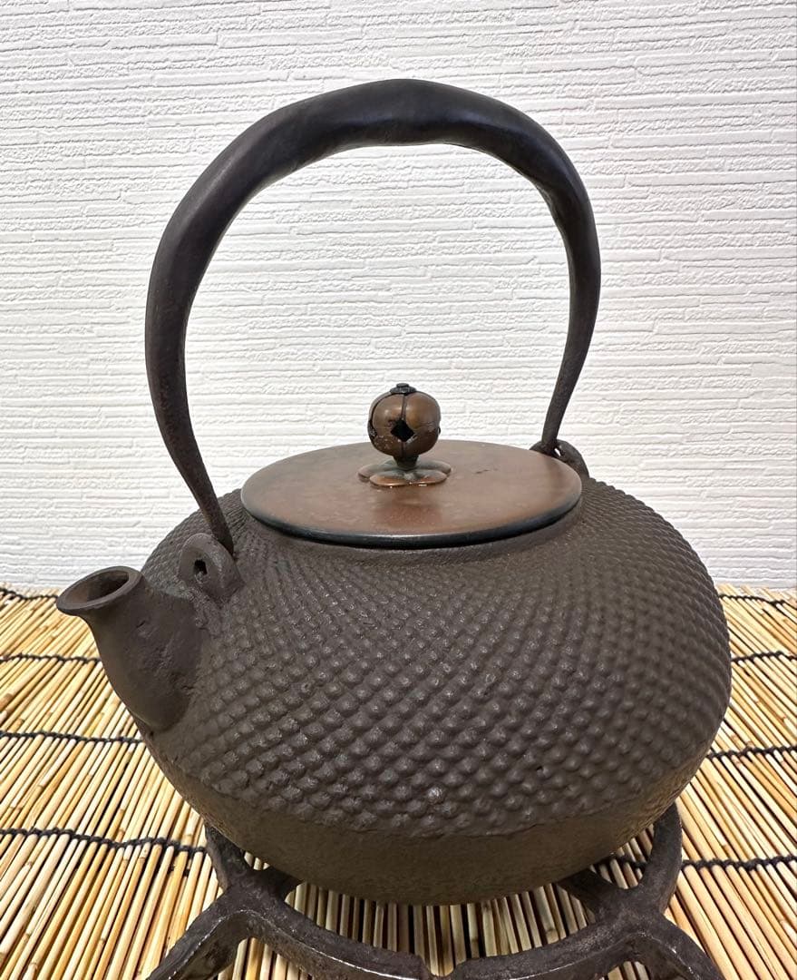 未使用品 南部釜師　龍敏堂造　鍛治打袋鉉 肌文様 斑紫銅蓋 lucia様売約済み