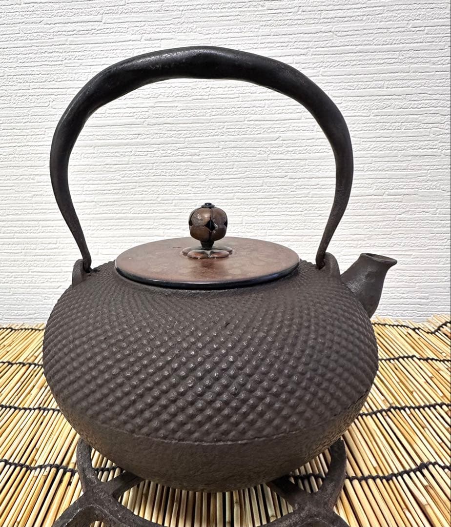 未使用品 南部釜師　龍敏堂造　鍛治打袋鉉 肌文様 斑紫銅蓋 lucia様売約済み