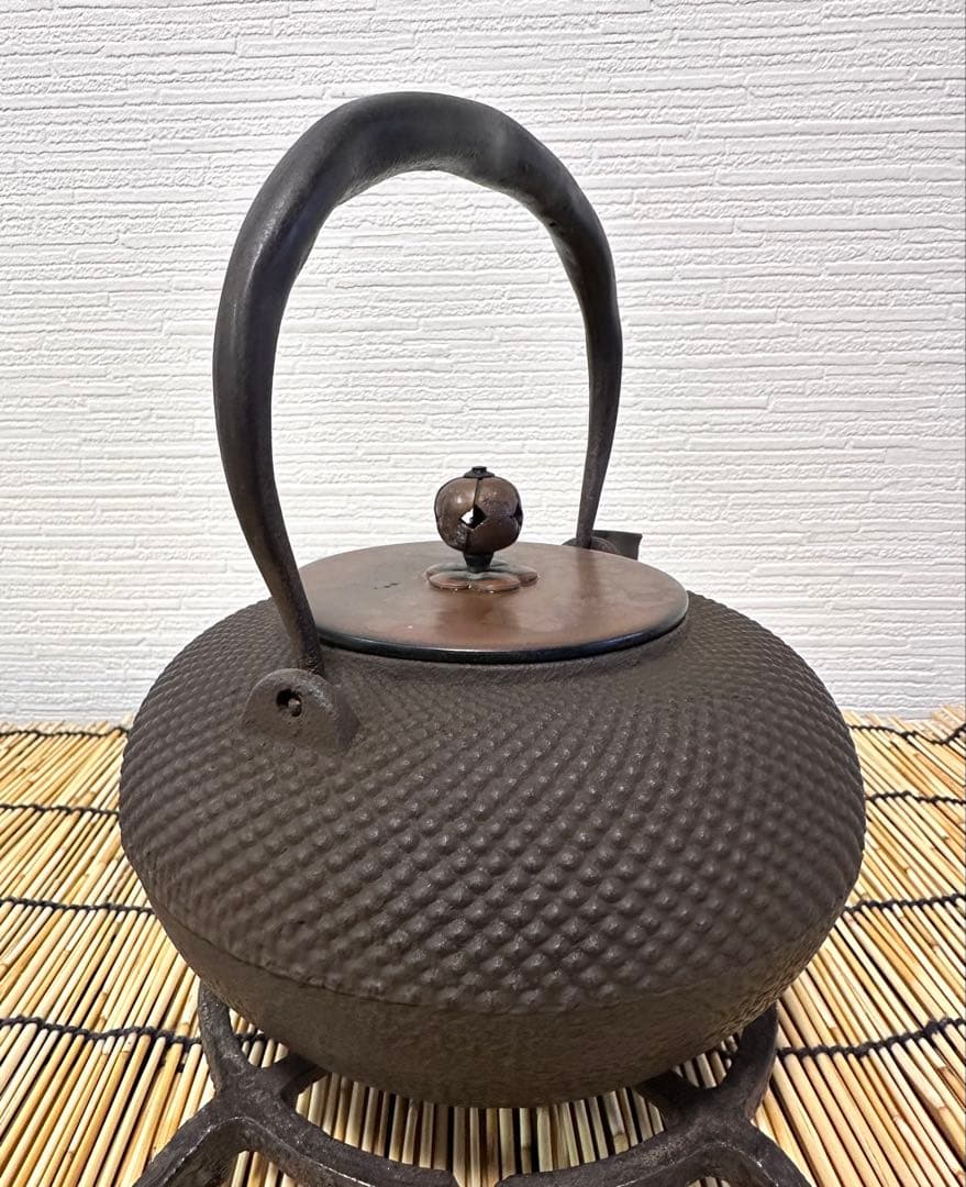 未使用品 南部釜師　龍敏堂造　鍛治打袋鉉 肌文様 斑紫銅蓋 lucia様売約済み