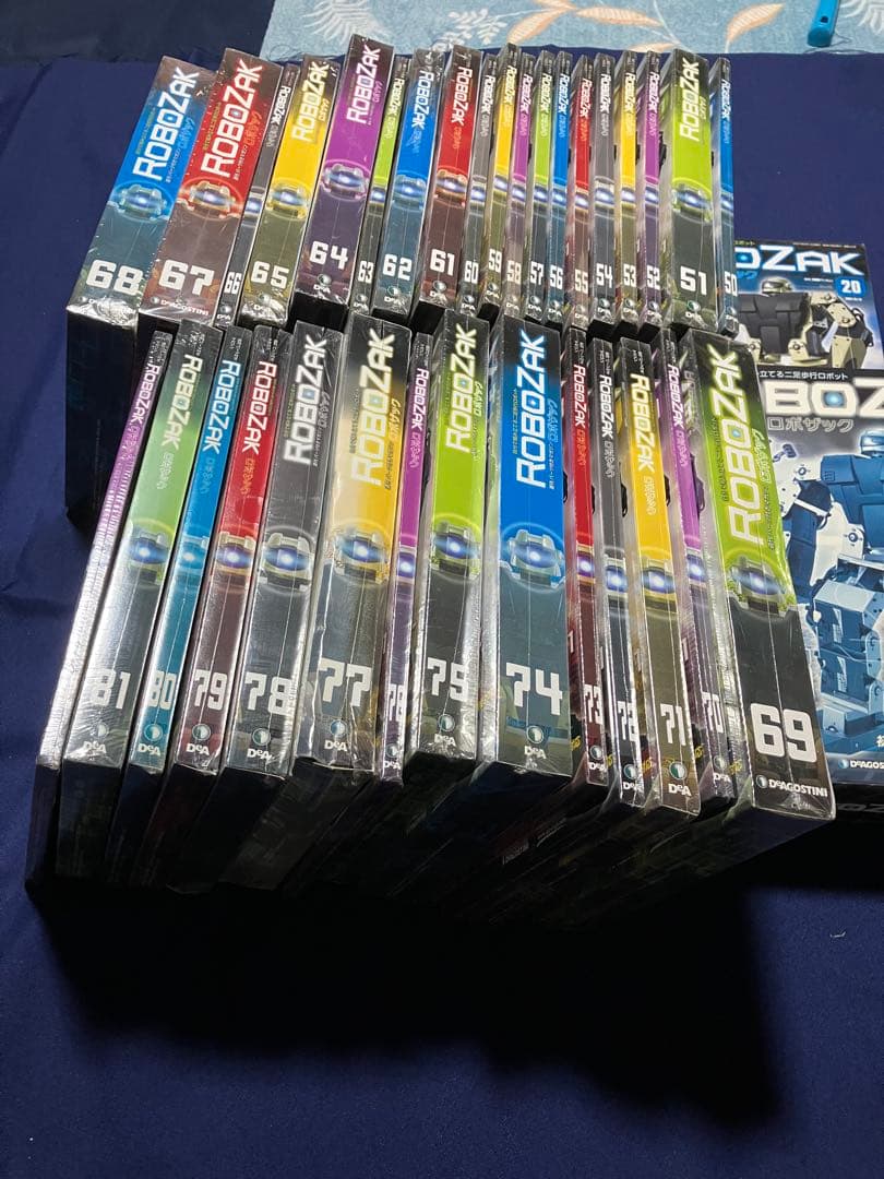 未開封 DeAGOSTINI 週刊 ロボザック 20・50〜82・84巻セット