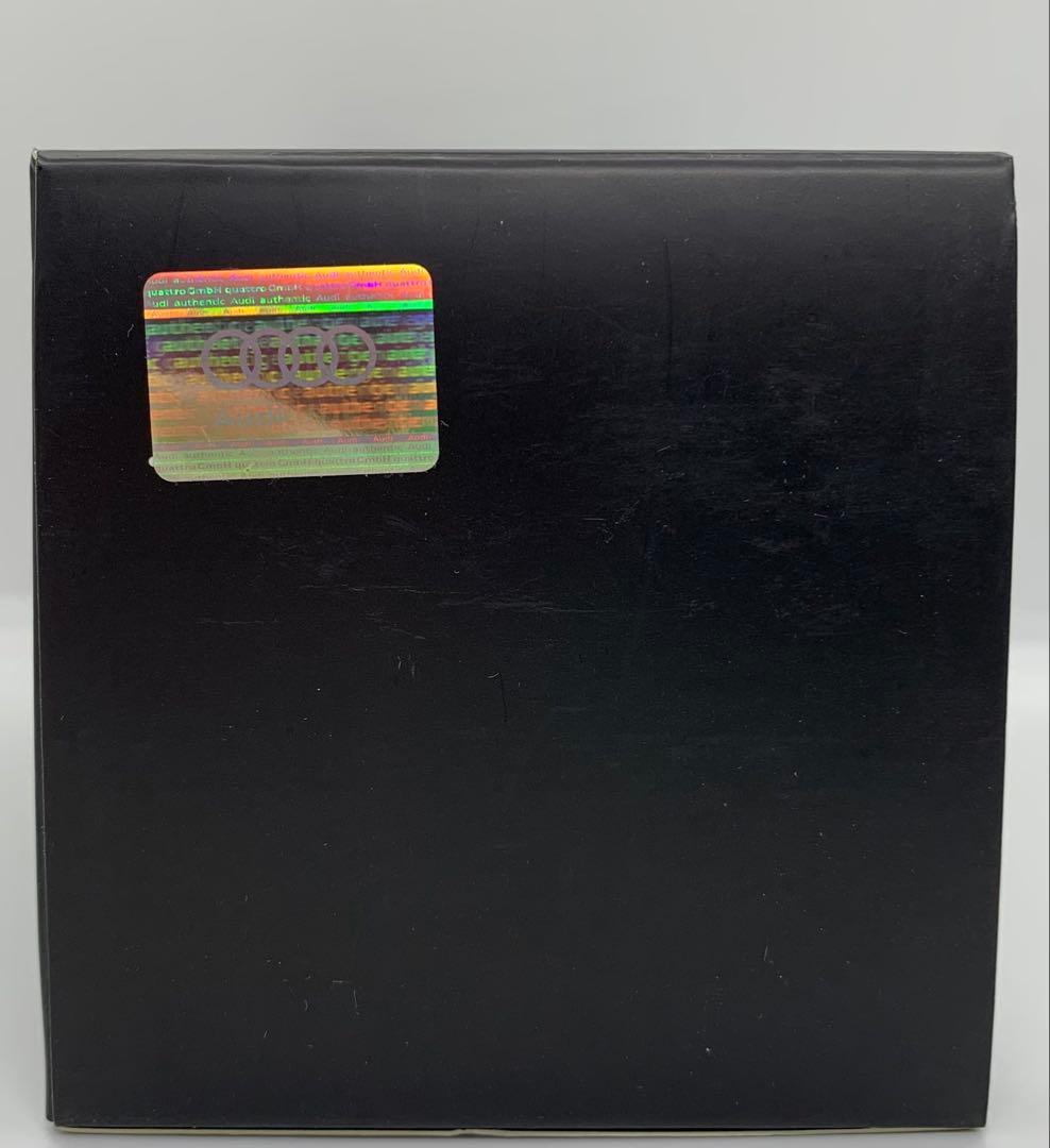 Audi Sport特注1/43 Audi RS Q8 Java Green