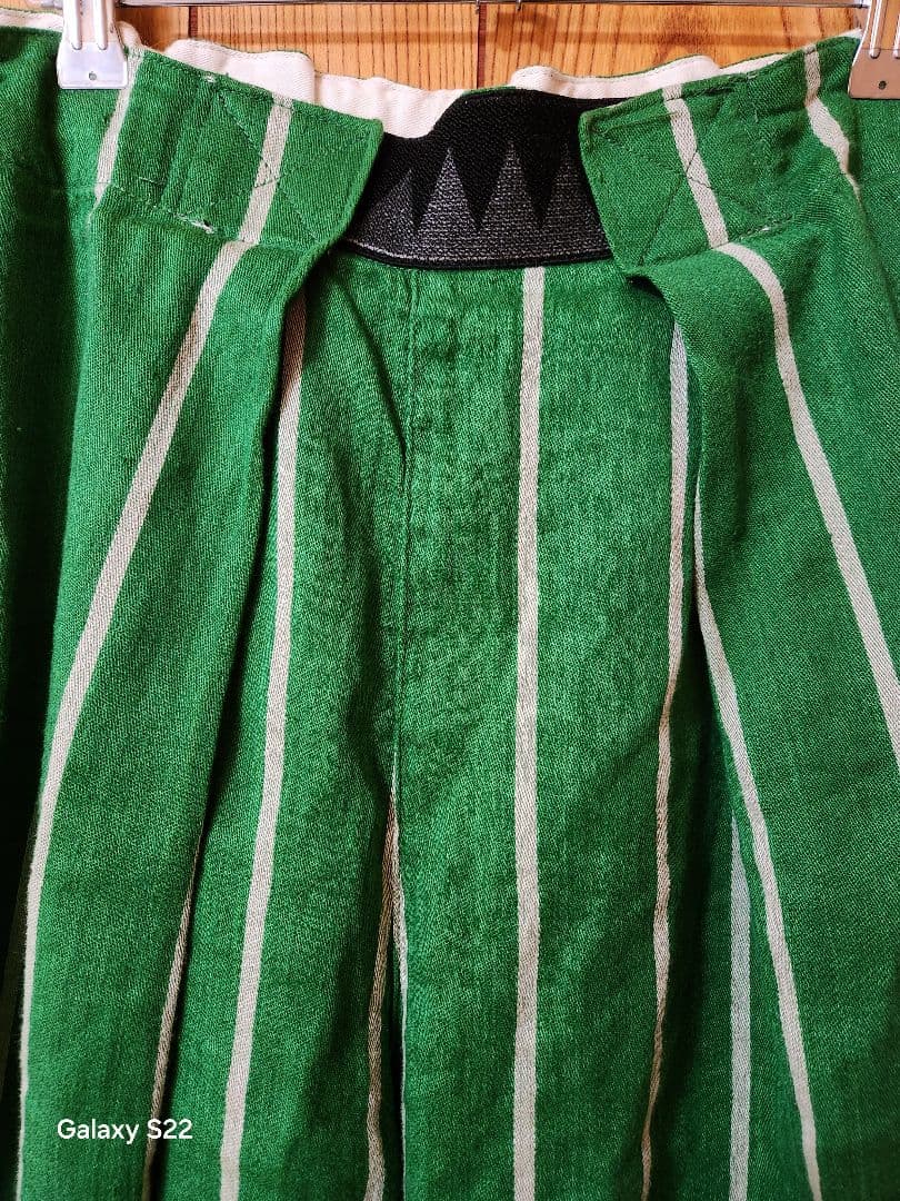 キャピタルパンツ