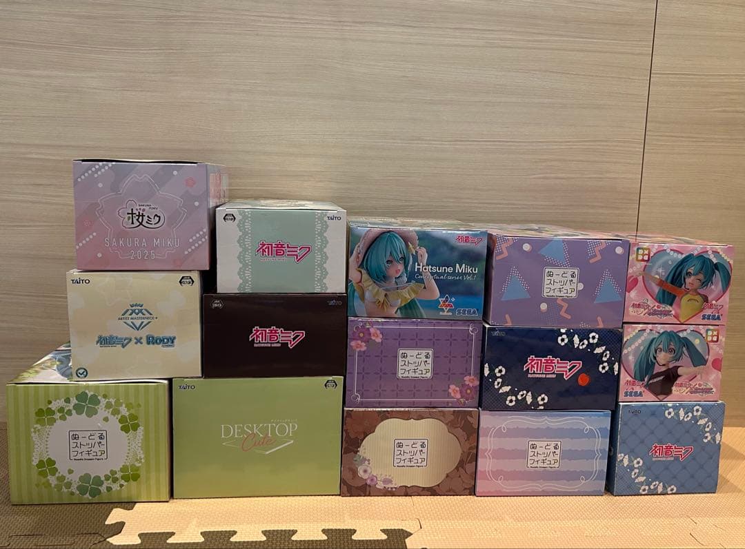 初音ミク　プライズフィギュア　まとめ売り　25点セット