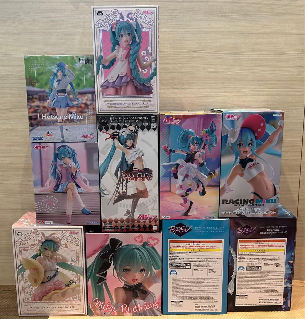 初音ミク　プライズフィギュア　まとめ売り　25点セット