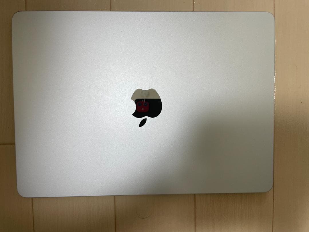 Apple MacBook Air 13.6インチ (A2681)