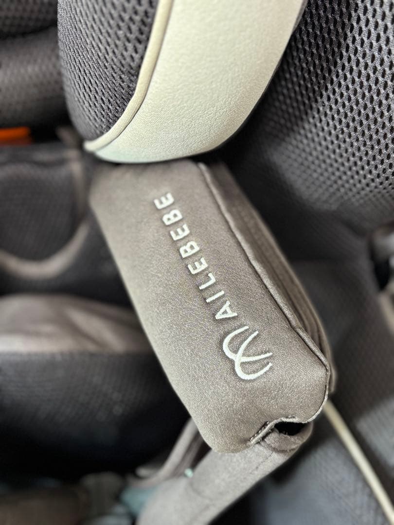 MICKY出品　AILEBEBE チャイルドシート