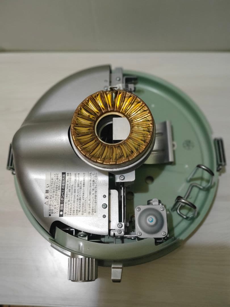 センゴクアラジン SAG-BF02A ミントグリーン・カセットガスストーブ