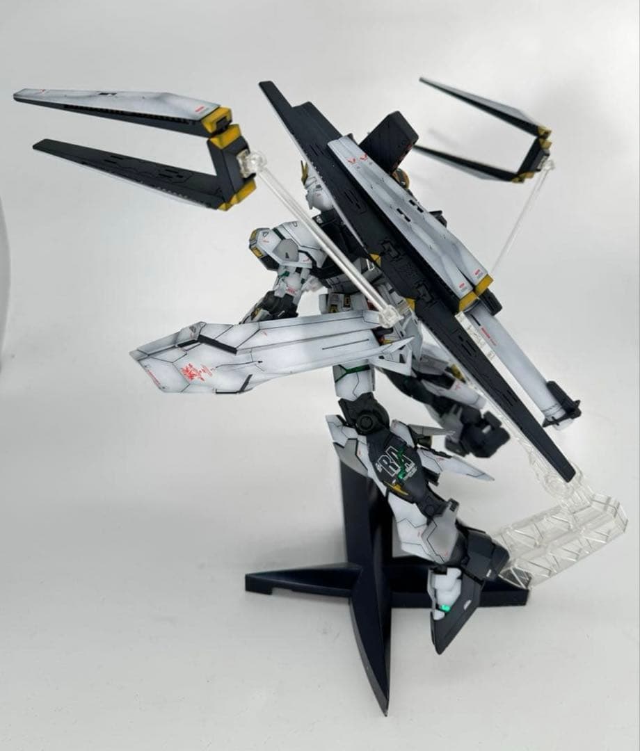 MG νガンダム　塗装済み