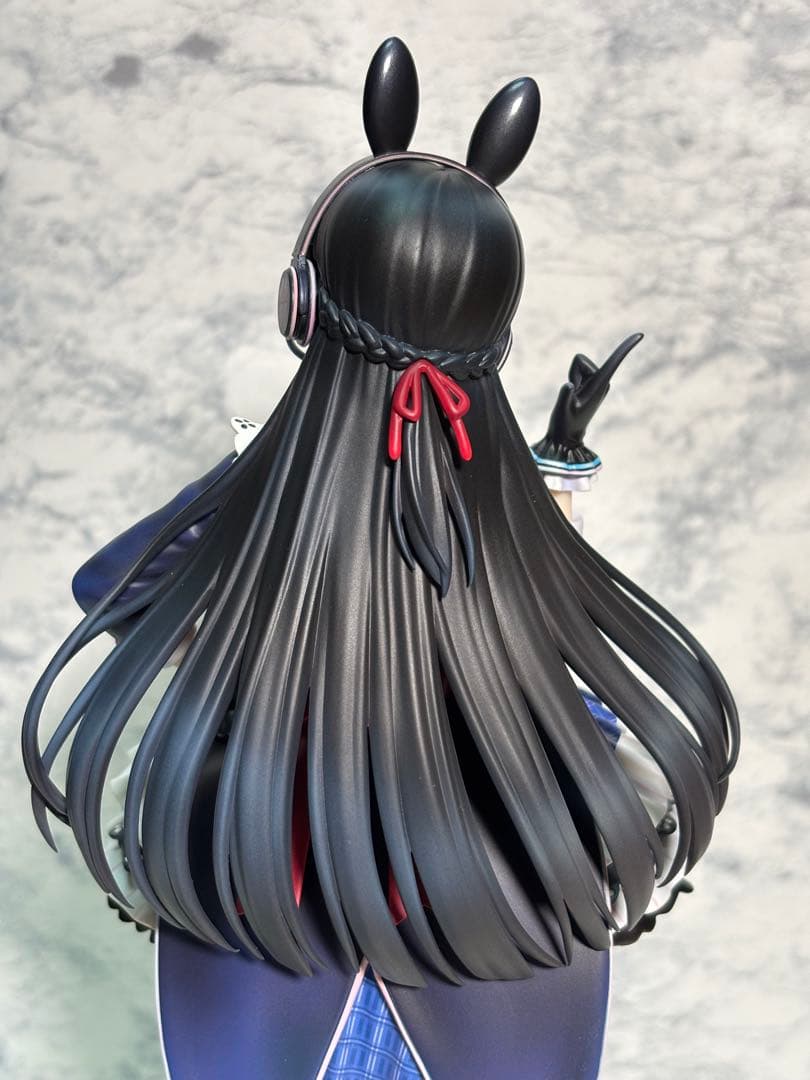 中古　にじさんじ　月ノ美兎　1/7スケールフィギュア デザインココ