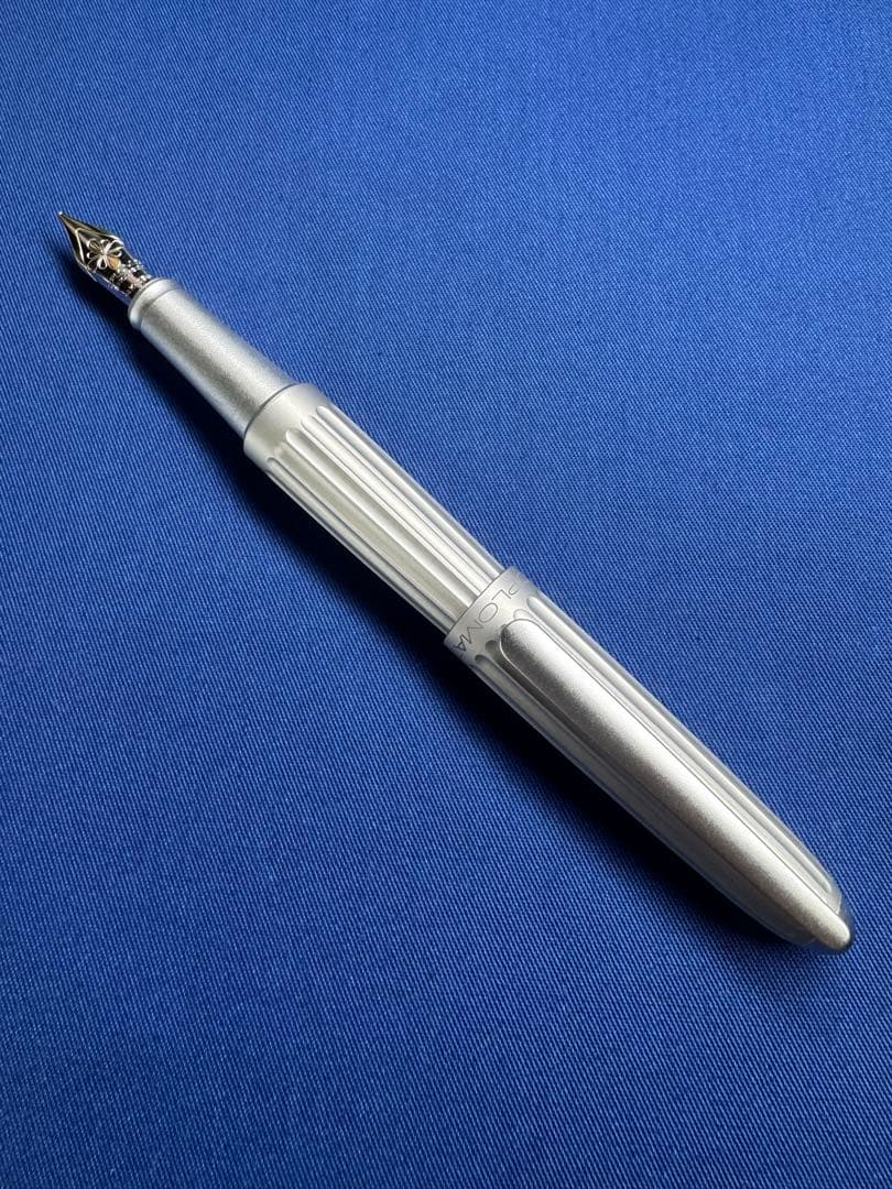 Diplomat アエロ 万年筆　14金 M