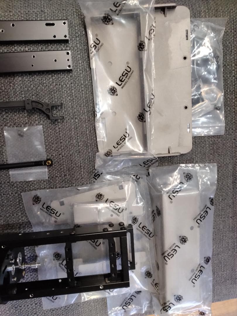 【未使用】タミヤ1/14 キングハウラー系 フルメタルシャーシセット