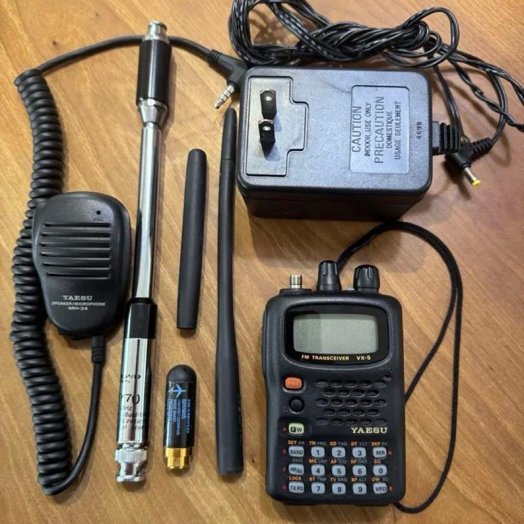 YAESU VX-5 トランシーバー スピーカーマイク、社外アンテナ2本
