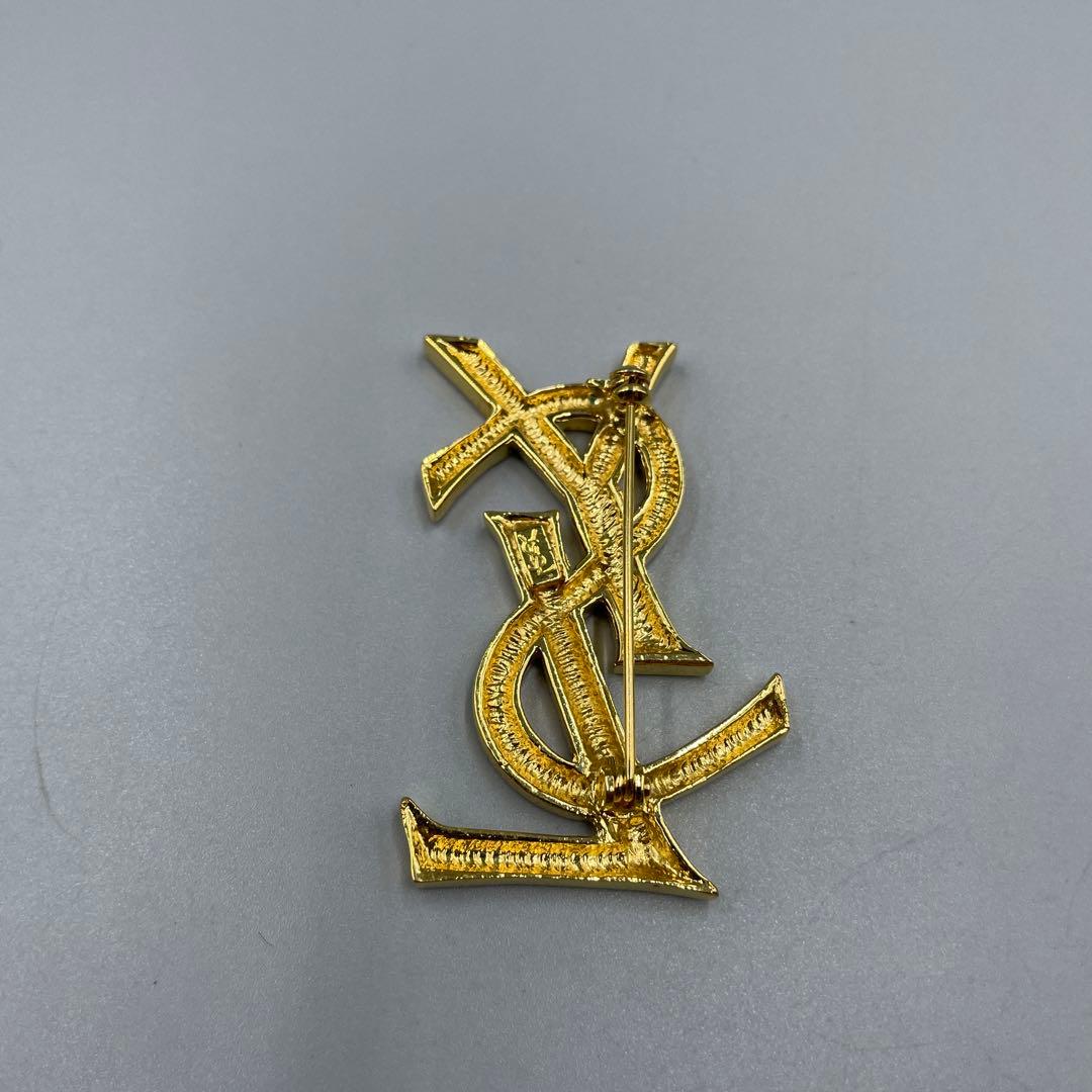 227イヴサンローラン　YSL ゴールドロゴブローチ