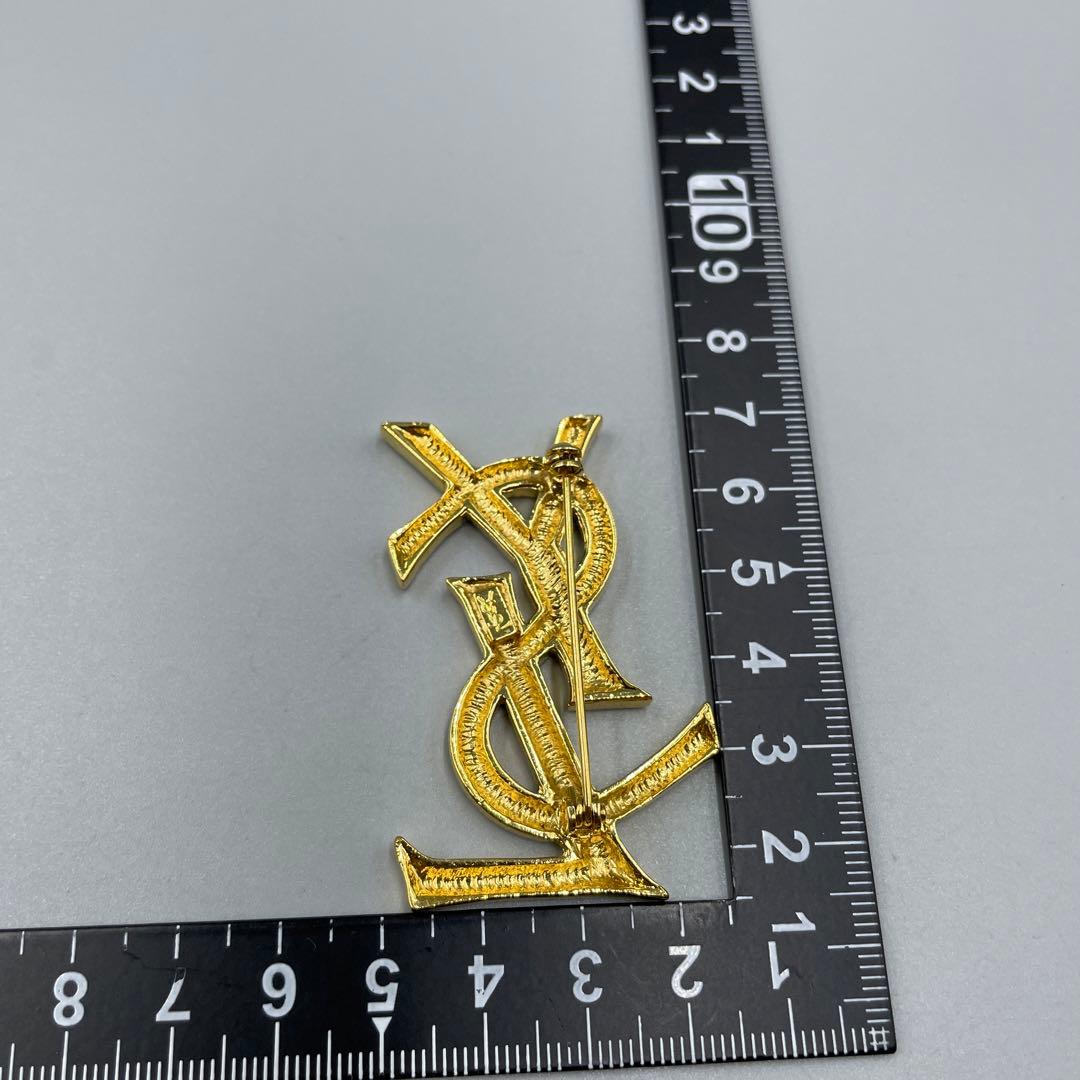 227イヴサンローラン　YSL ゴールドロゴブローチ