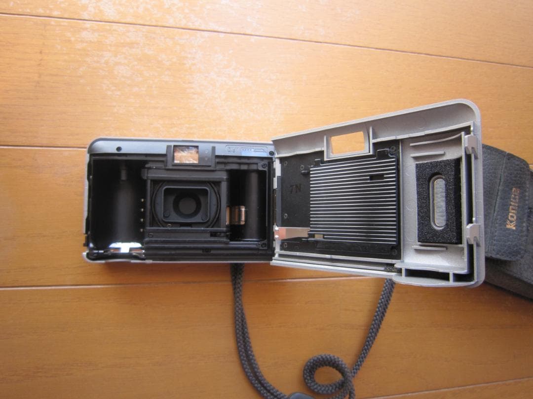 フィルムカメラ Konica Big mini