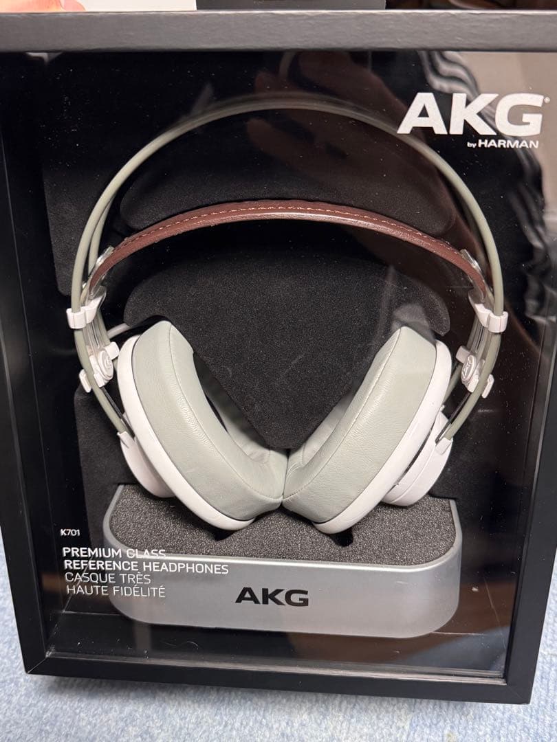 AKG K701 オープンバックヘッドフォン