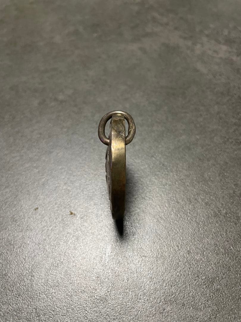 BIG HAND サンホイール　ペンダントトップ