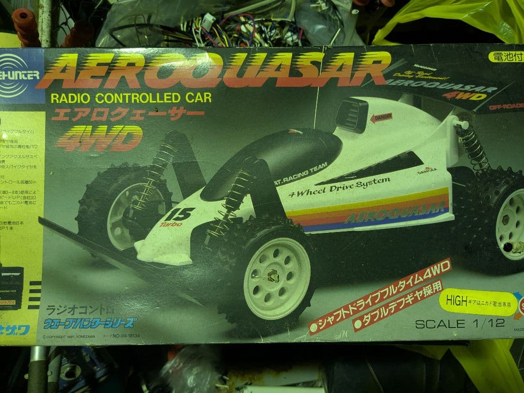 Aero Quasar 4WD エアロクェーサー ラジコンカー 1/12