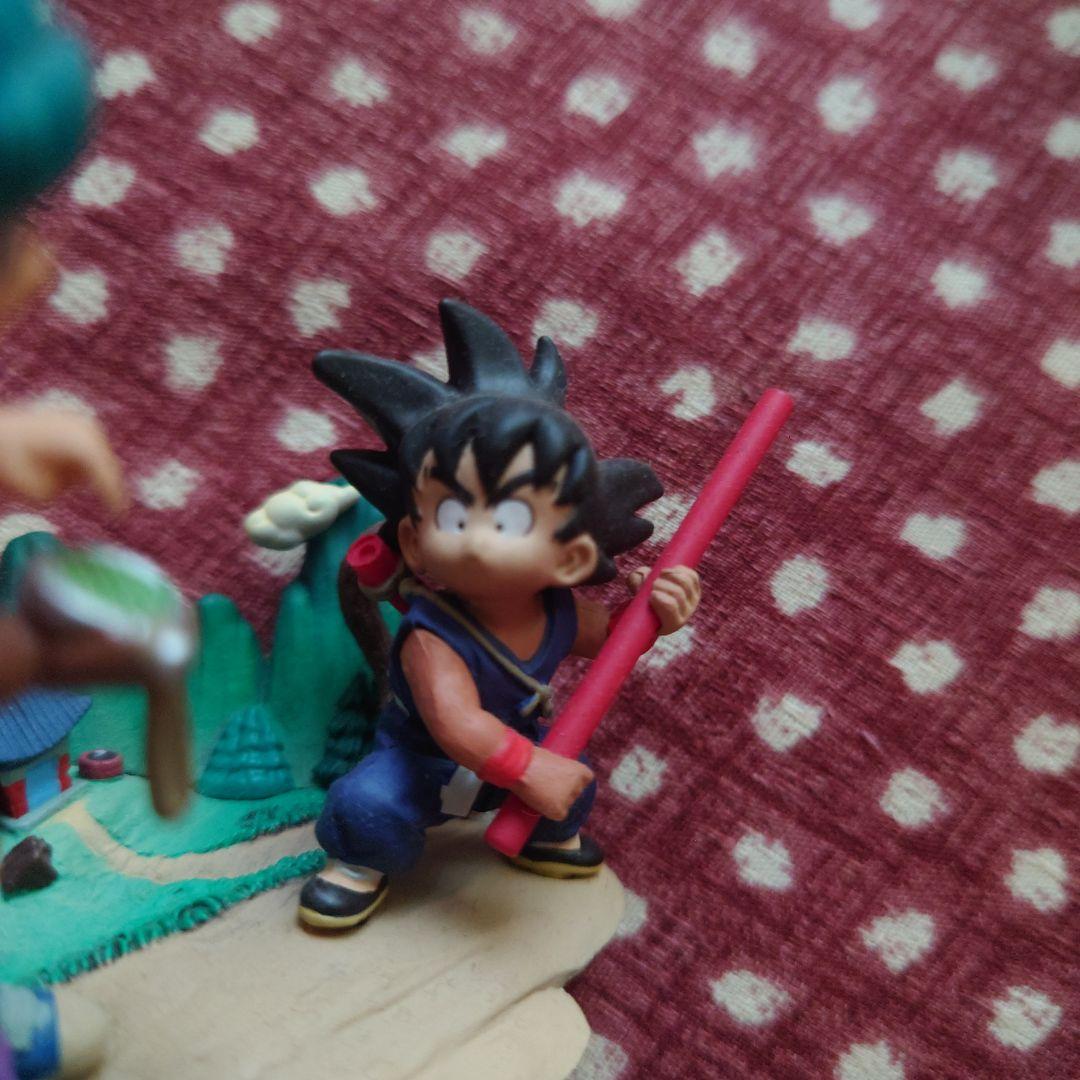 ドラゴンボールカプセル　孫悟空　ブルマ