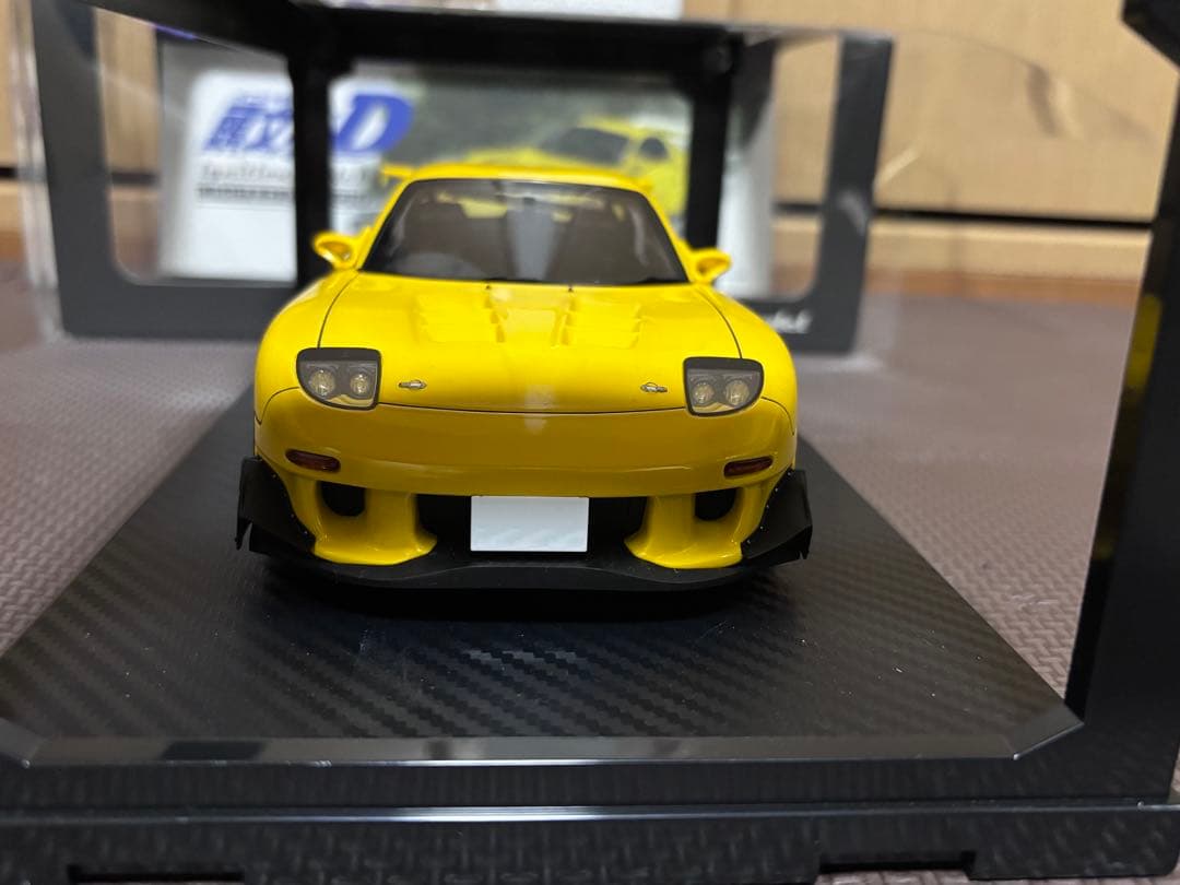 s*定様 イグニッションモデル 1/18 頭文字D FD3S RX-7