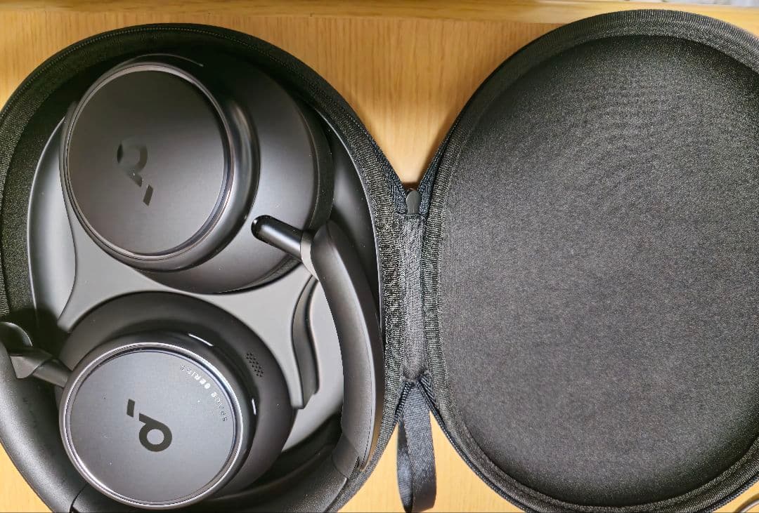 ヘッドホン anker soundcore space q45