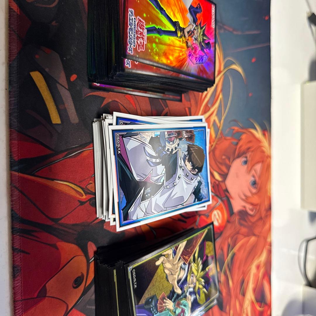 青眼、レッドアイズ、ブラマジデッキ強化に　デッキケース付き。遊戯王