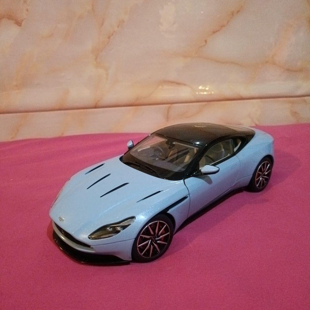 AUTOart 1/18　アストンマーチン DB11 メタリック・ライトブルー